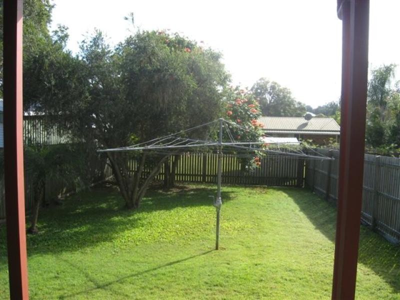103 Lauren Street, Urangan QLD 4655