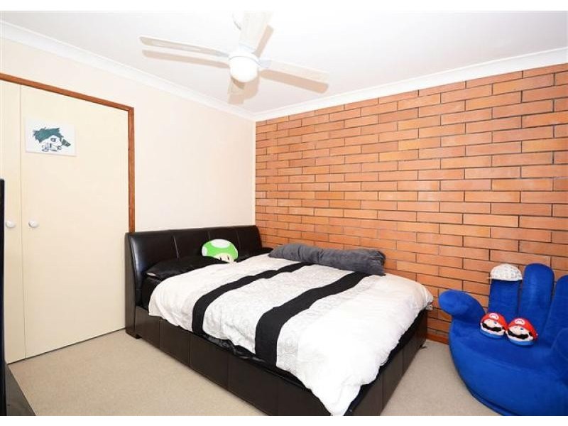 19 Banksia Street, Point Vernon QLD 4655