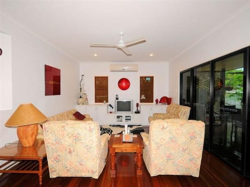 112 Truro Street, Torquay QLD 4655