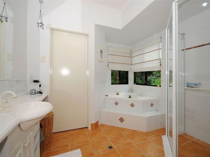 112 Truro Street, Torquay QLD 4655