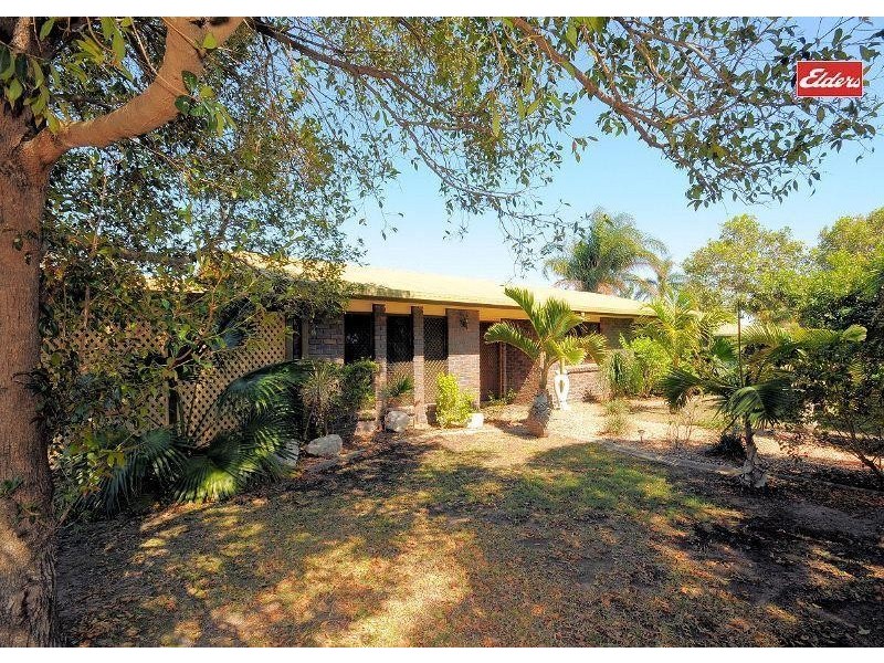 3 Moolyyir Street, Urangan QLD 4655