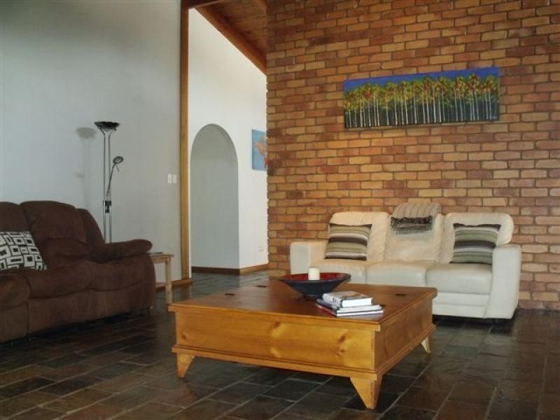 3 Moolyyir Street, Urangan QLD 4655