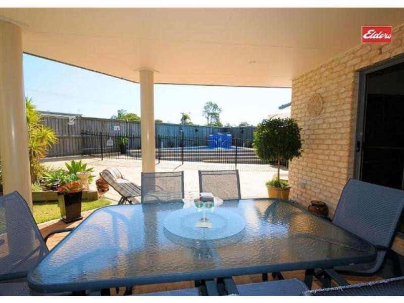 1 Montrose Close, Point Vernon QLD 4655