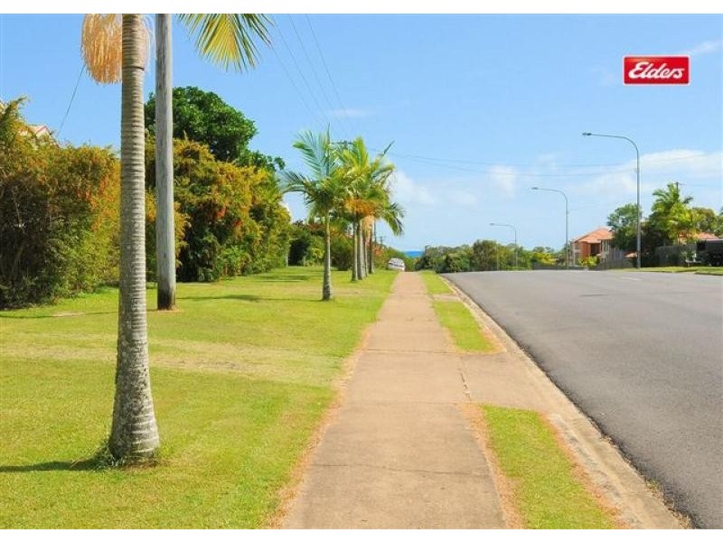 53 Bideford Street, Torquay QLD 4655