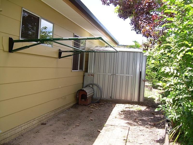 5 Paradise Street, Point Vernon QLD 4655