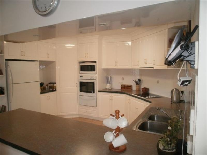 20 Spoonbill Way, Eli Waters QLD 4655