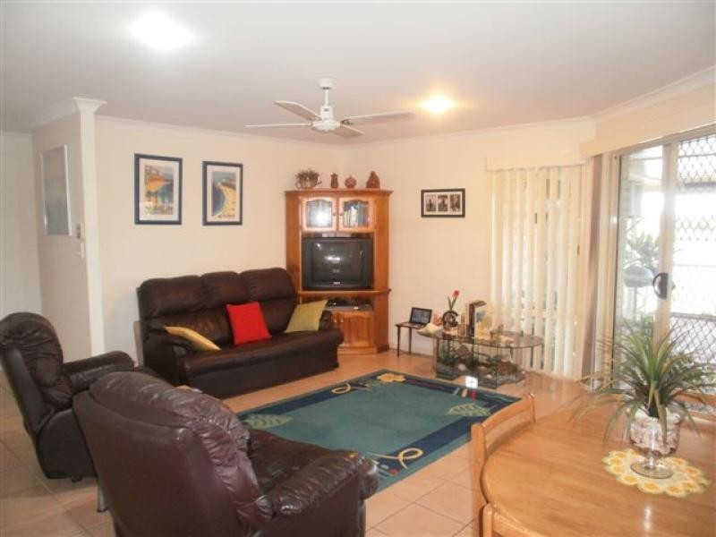 20 Spoonbill Way, Eli Waters QLD 4655