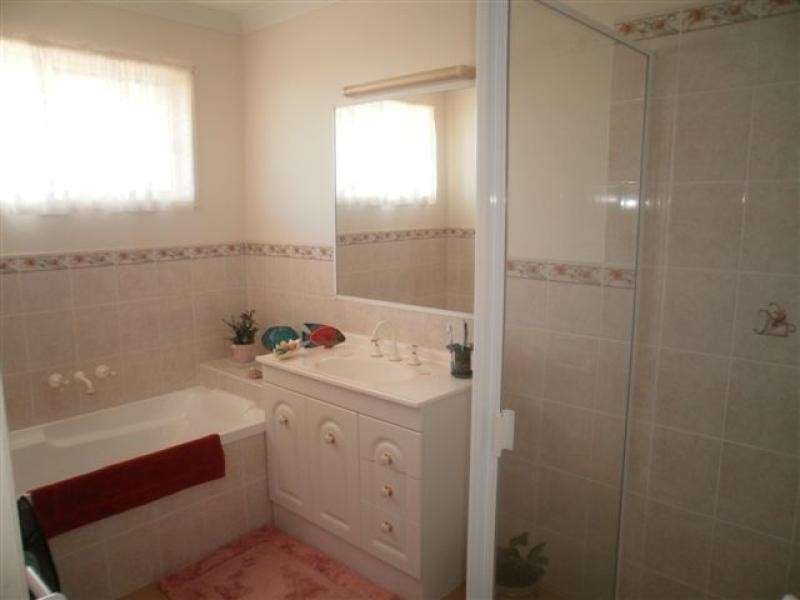 20 Spoonbill Way, Eli Waters QLD 4655