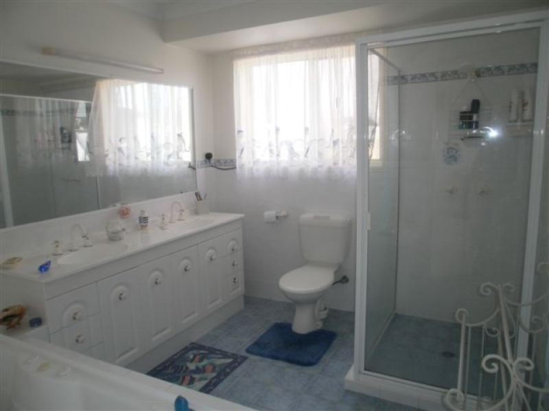 20 Spoonbill Way, Eli Waters QLD 4655