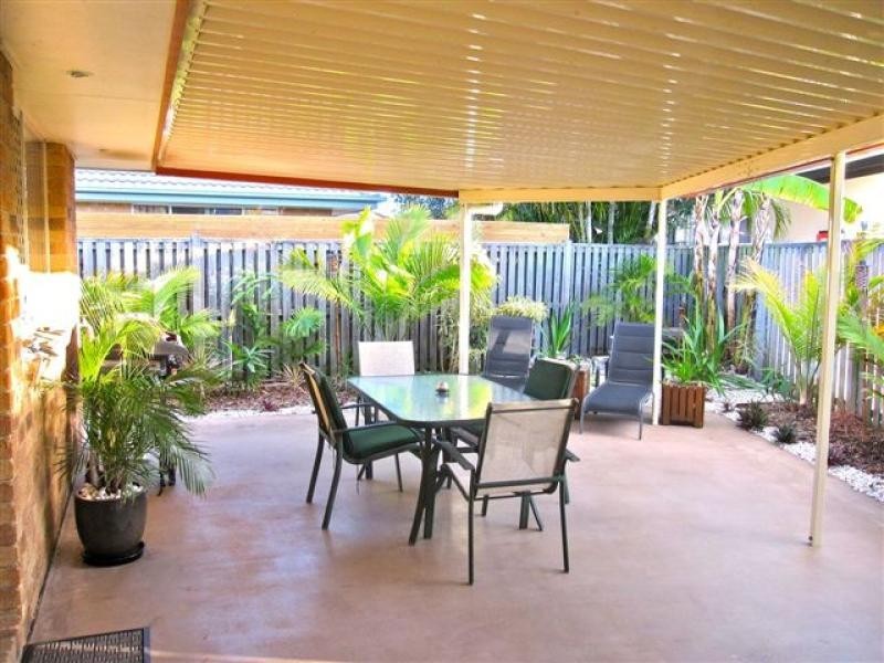 1 Brooke Court, Torquay QLD 4655