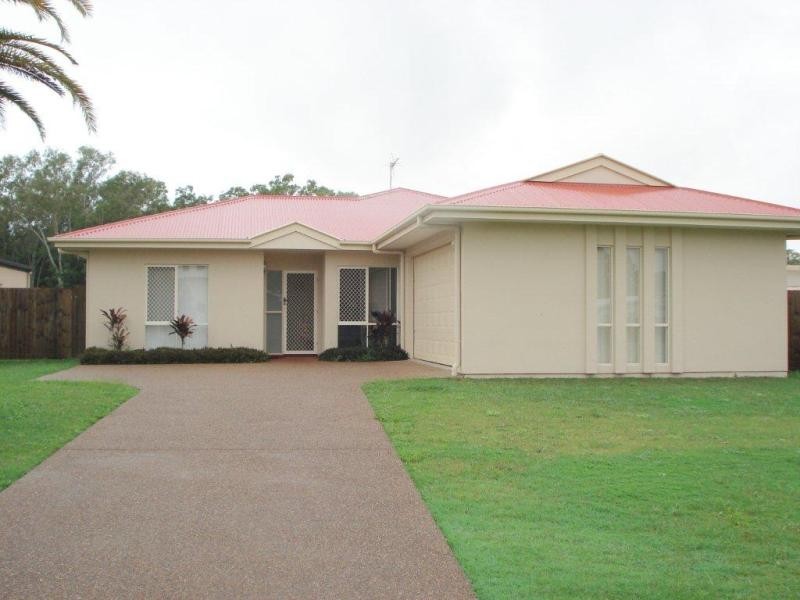 6 Oyster Court, Toogoom QLD 4655