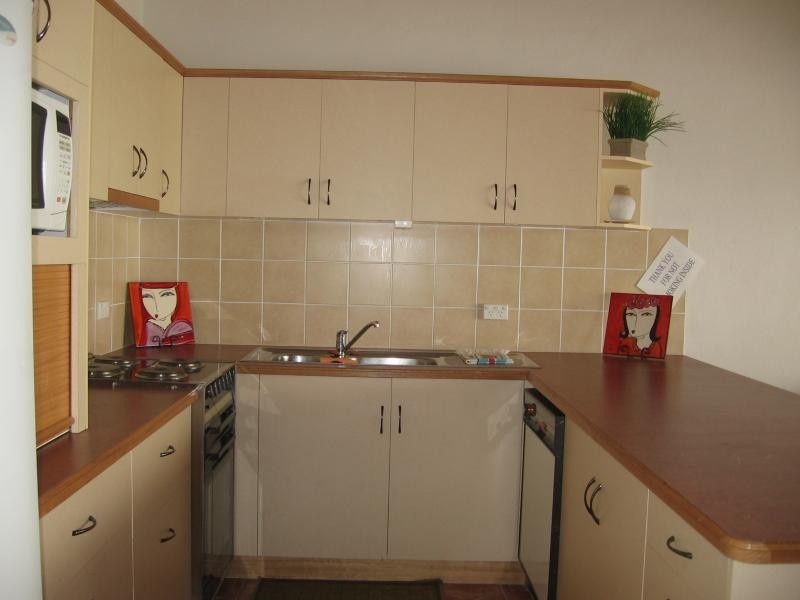 Unit 5/406 Esplanade, Torquay QLD 4655