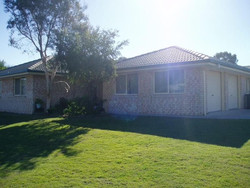 237 Daymen Street, Torquay QLD 4655