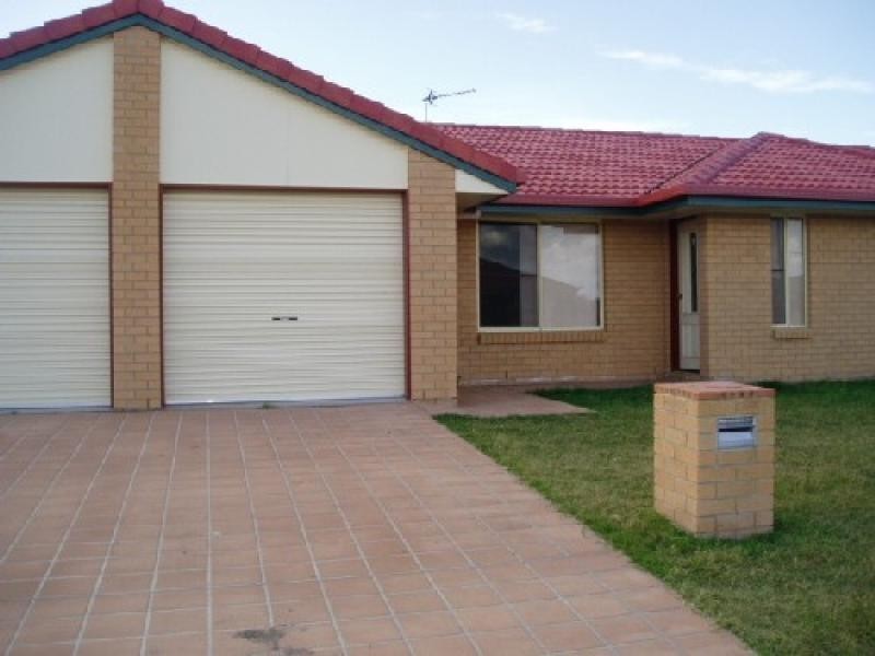 1 KESTREL COURT, Eli Waters QLD 4655