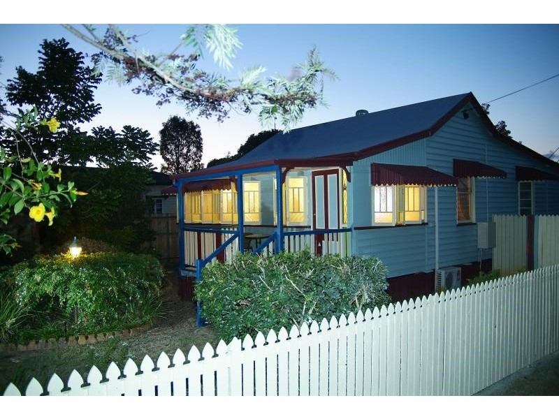 10 View Street, Torquay QLD 4655