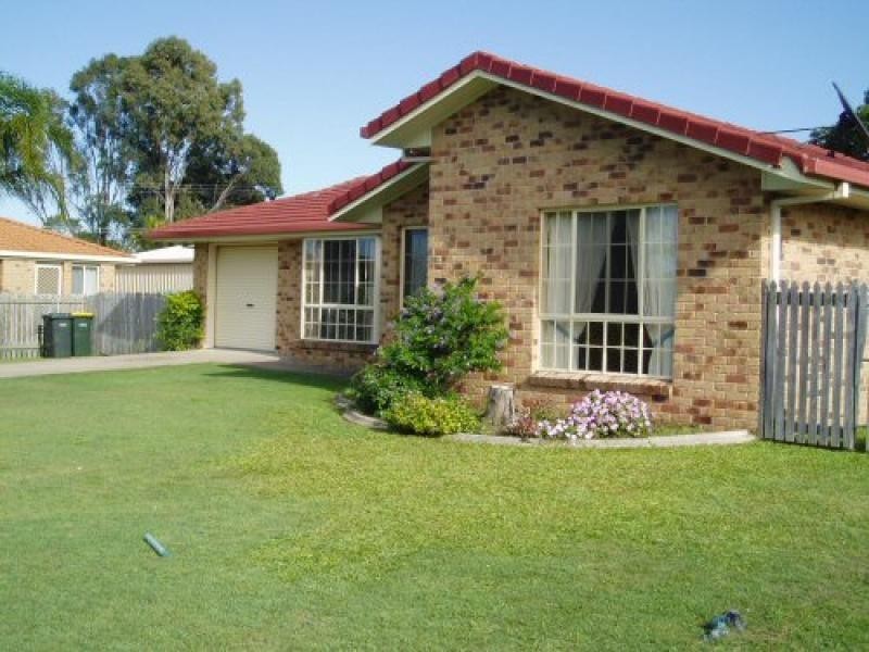 4 Toohey Court Torquay, Torquay QLD 4655