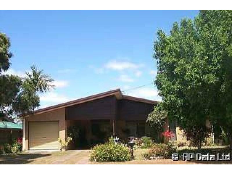 99 Cunningham Street, Urangan QLD 4655
