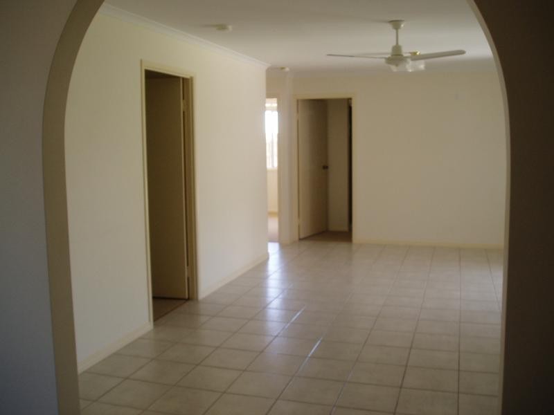 14 Gumtree Drive, Urraween QLD 4655