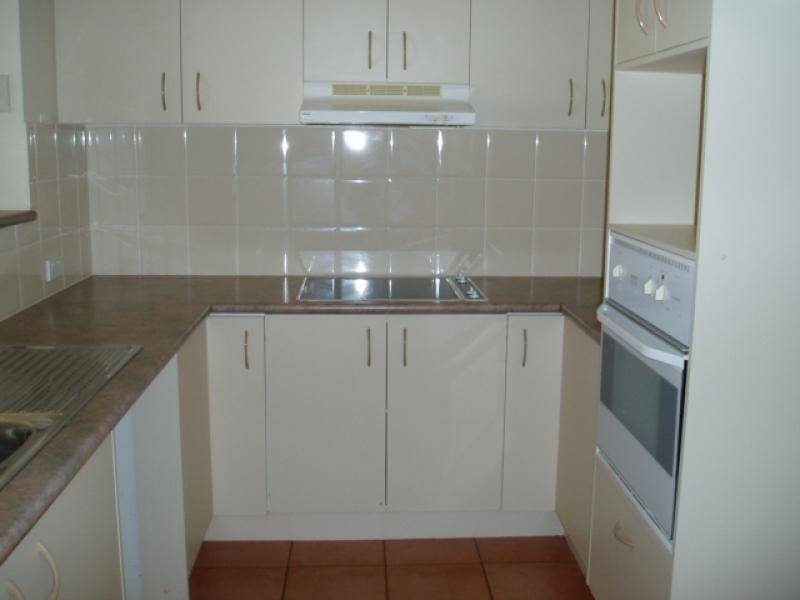 1 BROOKE COURT, Torquay QLD 4655