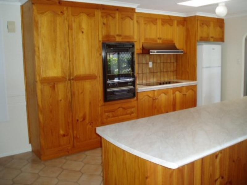 23 Margaret Street, Urangan QLD 4655