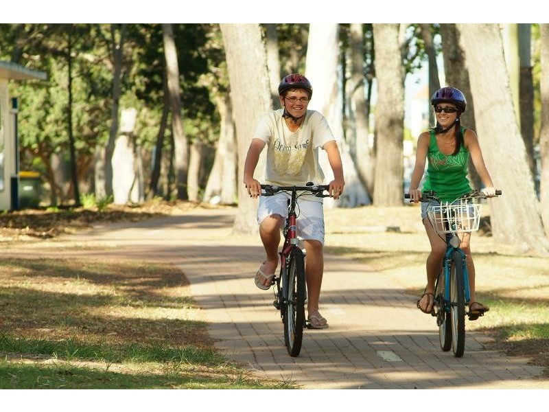 511 B & C Charlton Esplanade, Urangan QLD 4655