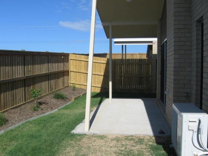Unit 9/1 Urraween Road, Kawungan QLD 4655