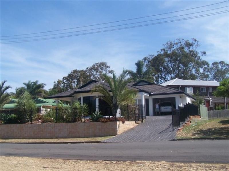 74 Charlton Esplanade, Point Vernon QLD 4655