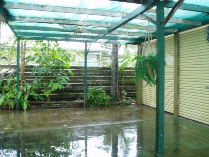 40 Saunders Street, Point Vernon QLD 4655