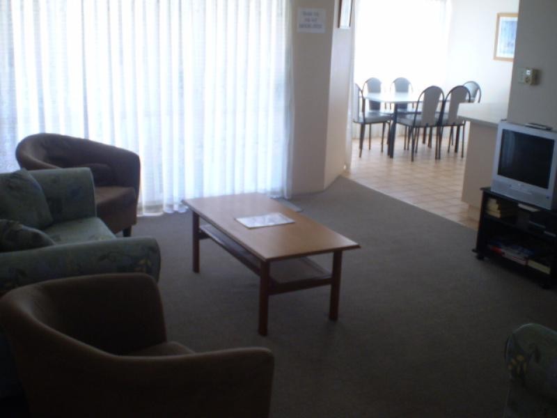 Unit 3/15 Pulgul Street, Urangan QLD 4655