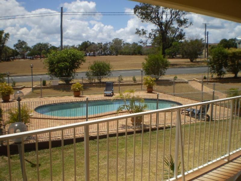 Unit 3/15 Pulgul Street, Urangan QLD 4655