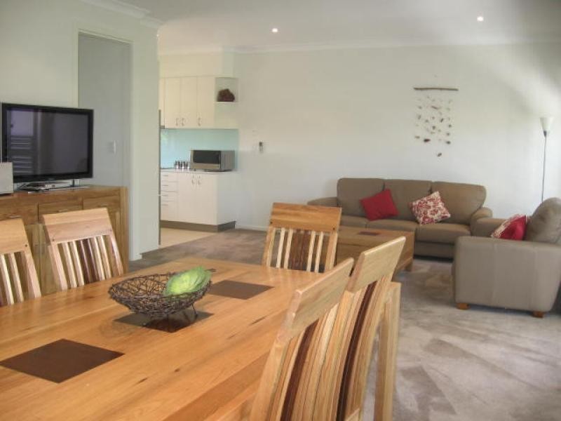 6/542 Charlton Esplanade, Urangan QLD 4655