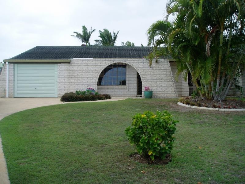 10 Michelle Drive, Point Vernon QLD 4655