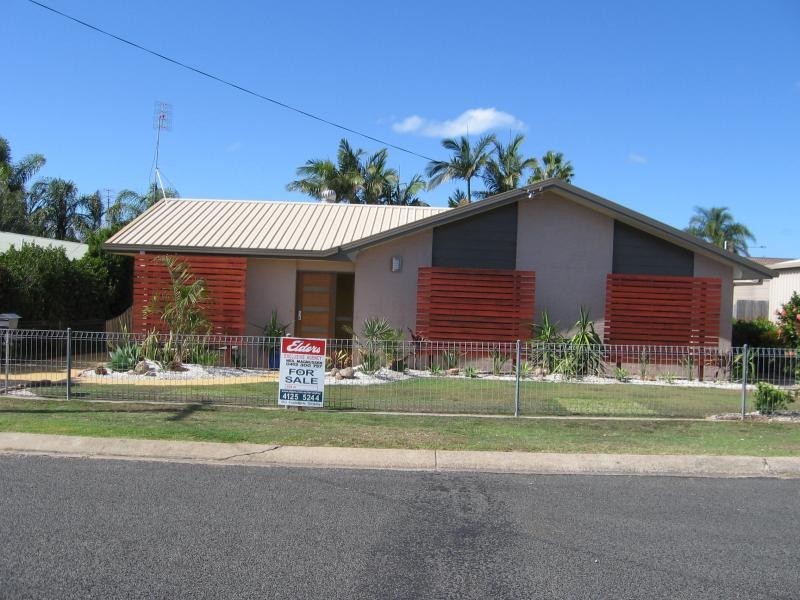 44 Limpus Street, Urangan QLD 4655