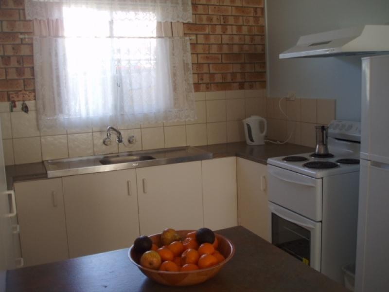 1/3 King Street, Urangan QLD 4655