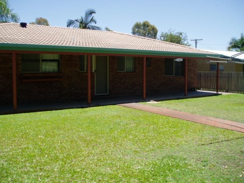 8 GIBB STREET, Urangan QLD 4655