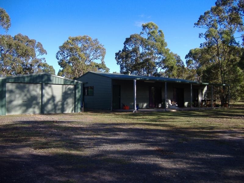 83 BARRANJOEY DRIVE, Sunshine Acres QLD 4655