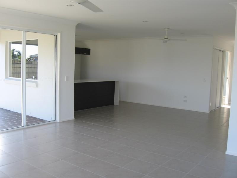 46 ENDEAVOUR WAY, Eli Waters QLD 4655