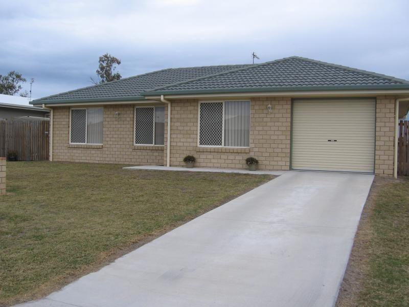 49 ARCHER DRIVE, Point Vernon QLD 4655