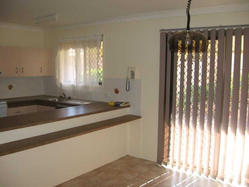 UNIT 2/85 MILLER STREET, Urangan QLD 4655