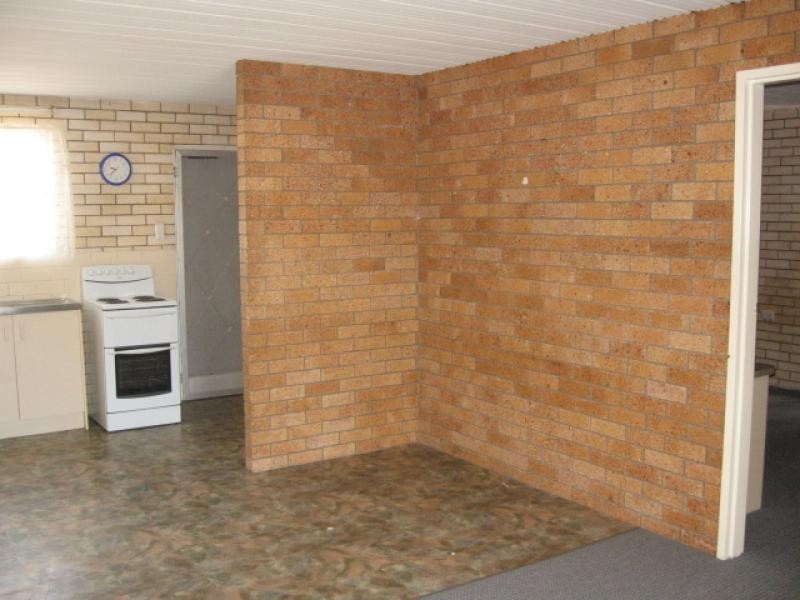 Unit 1/47 Truro Street, Torquay QLD 4655