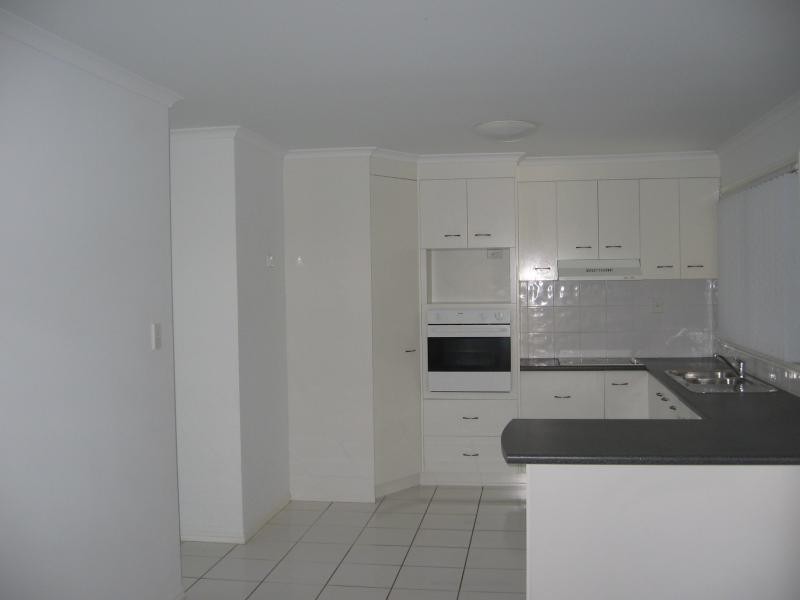 86 Colyton Street, Torquay QLD 4655