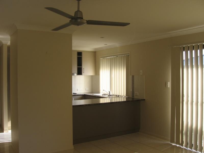 8 Yarrilee Circuit, Dundowran QLD 4655