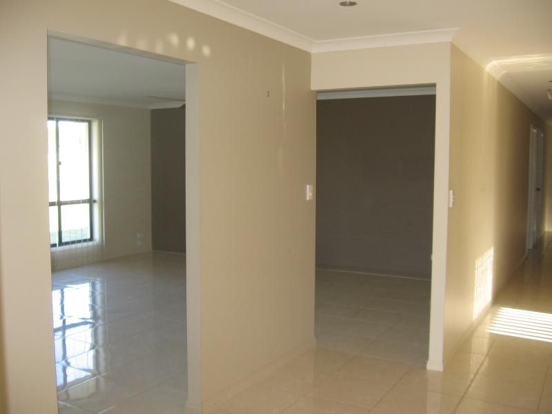 8 Yarrilee Circuit, Dundowran QLD 4655