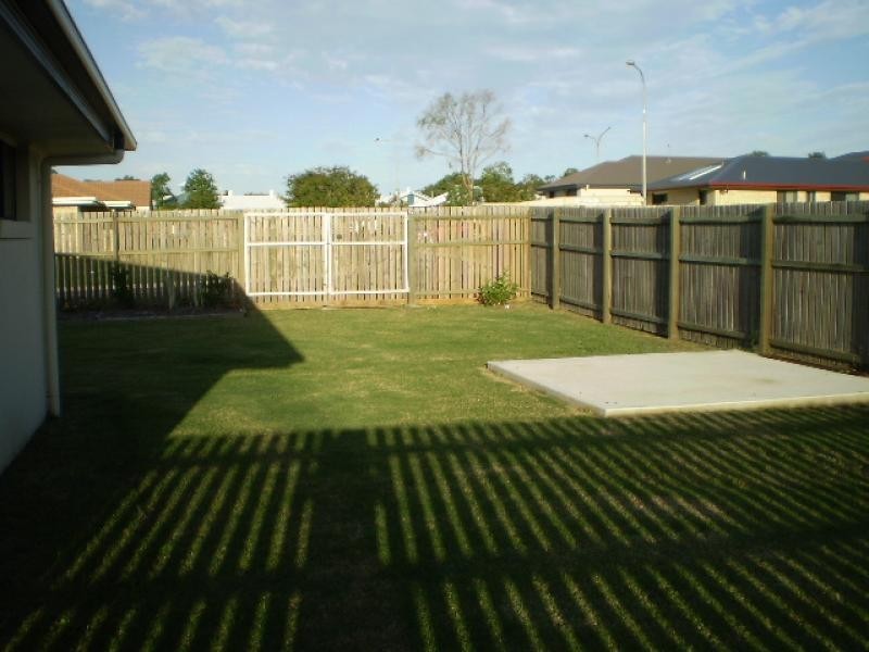 8 Yarrilee Circuit, Dundowran QLD 4655