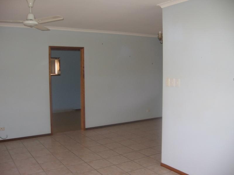 22 Kuruman Street, Scarness QLD 4655