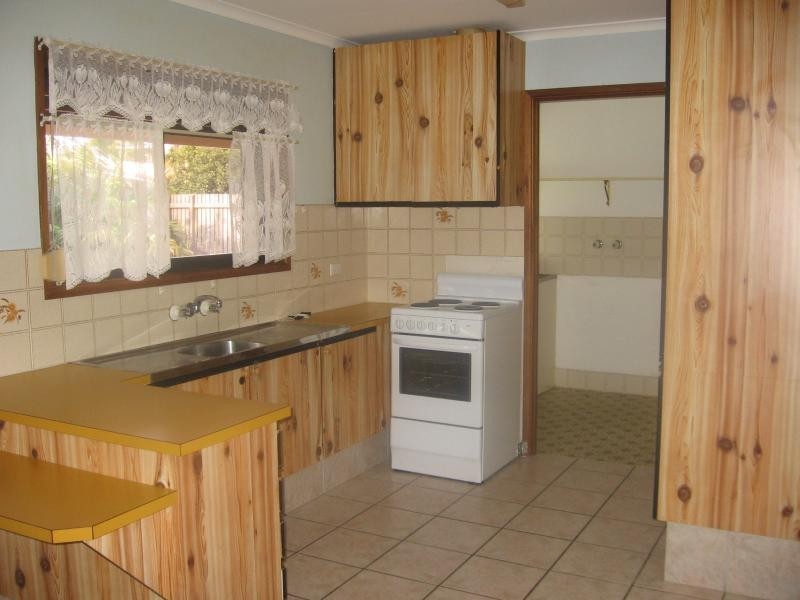 22 Kuruman Street, Scarness QLD 4655