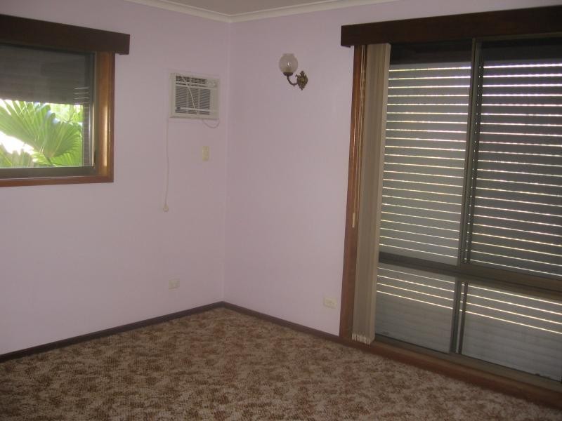22 Kuruman Street, Scarness QLD 4655