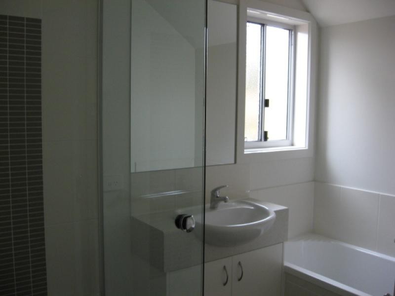 Unit 4/201 Torquay Terrace, Torquay QLD 4655