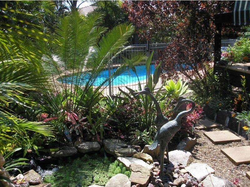 4 Kentia Court, Scarness QLD 4655