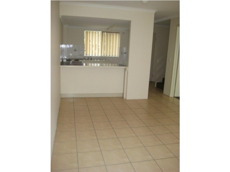 Unit 7/10 McKean Road, Scarness QLD 4655